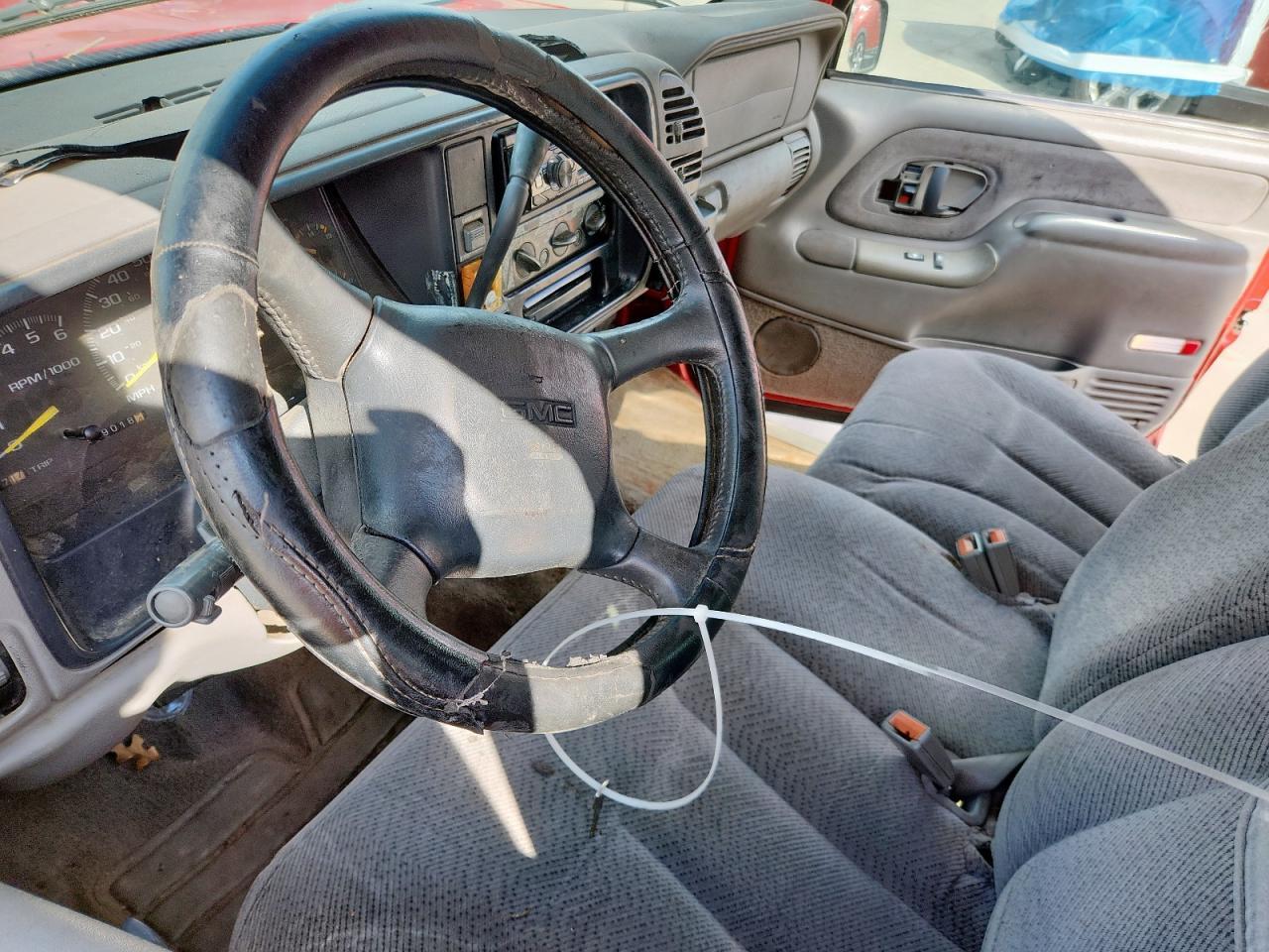 1999 GMC Sierra