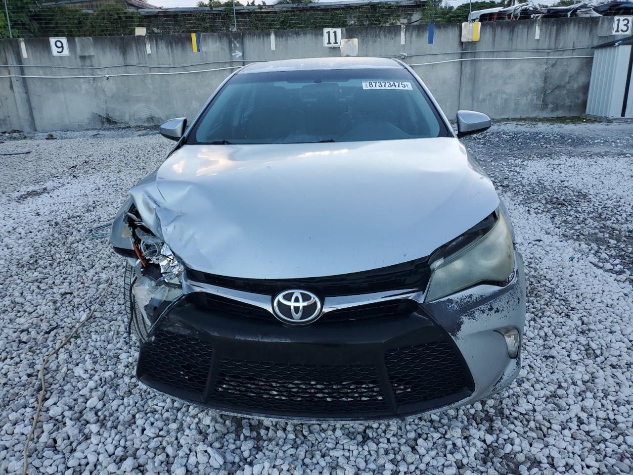 2016 TOYOTA CAMRY