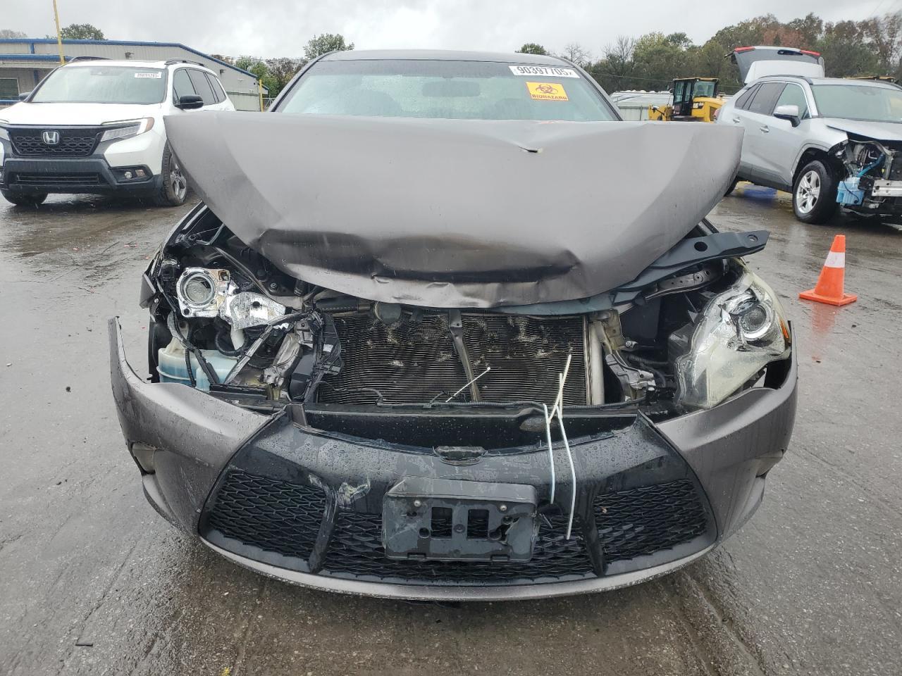 2015 TOYOTA CAMRY