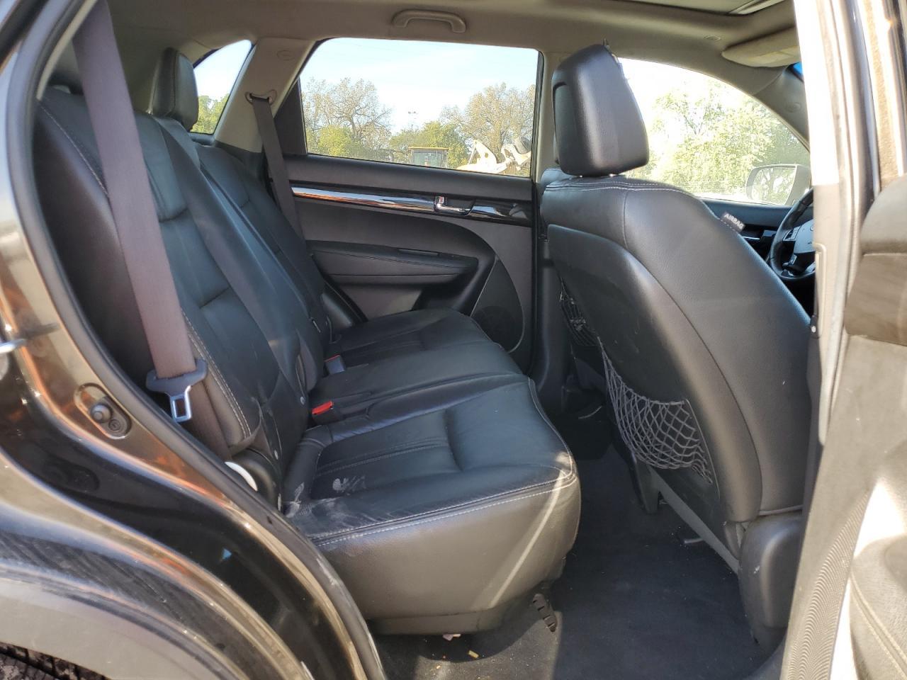 2011 KIA SORENTO
