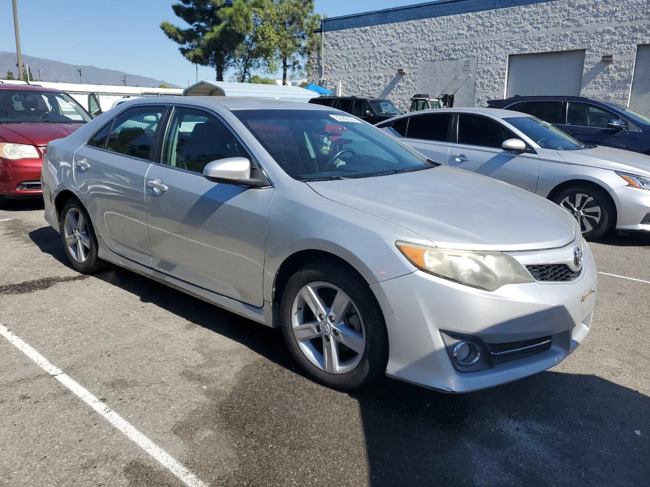 2012 TOYOTA CAMRY