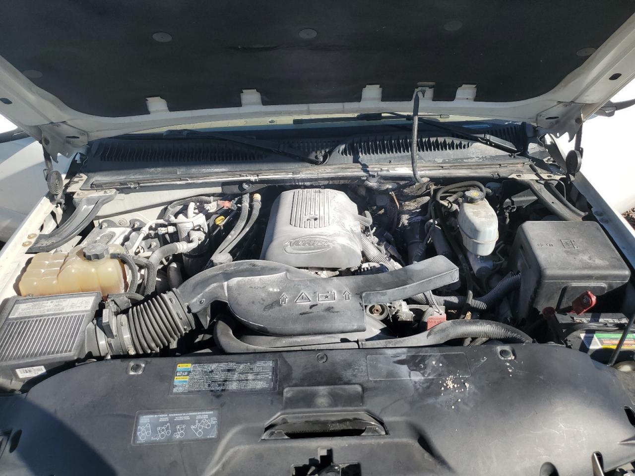 2004 CHEVROLET Suburban