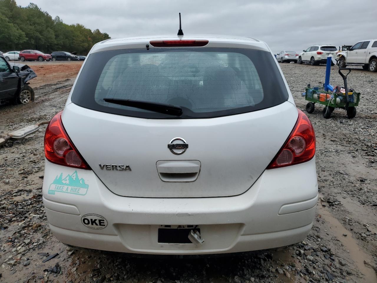 2011 NISSAN VERSA