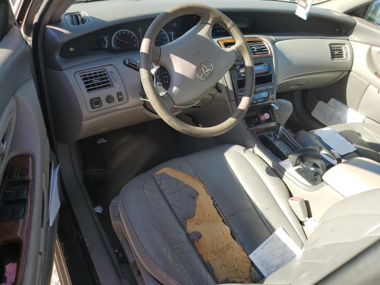 2002 TOYOTA Avalon