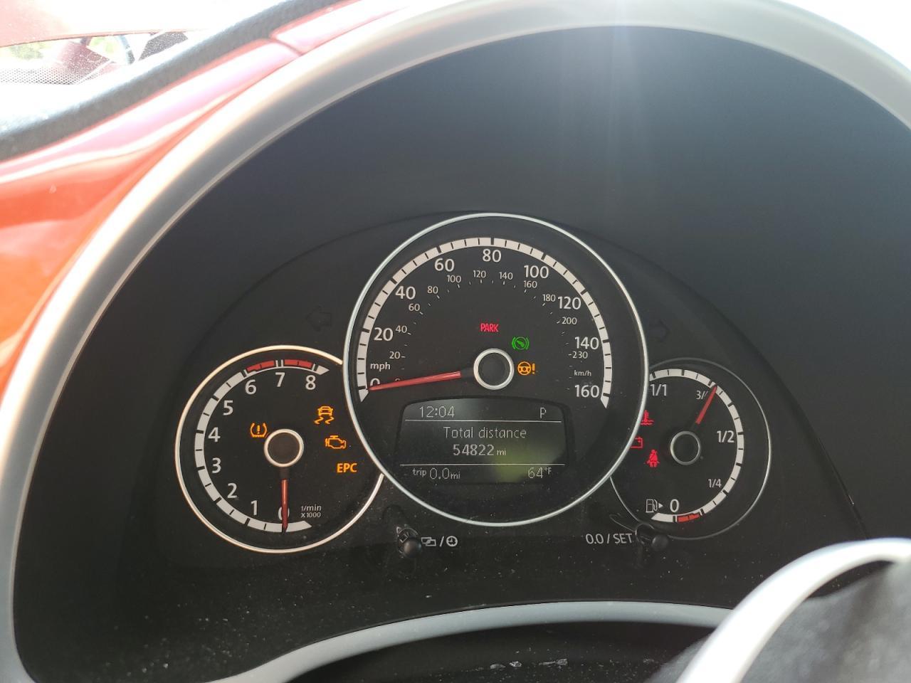 2016 VOLKSWAGEN Beetle