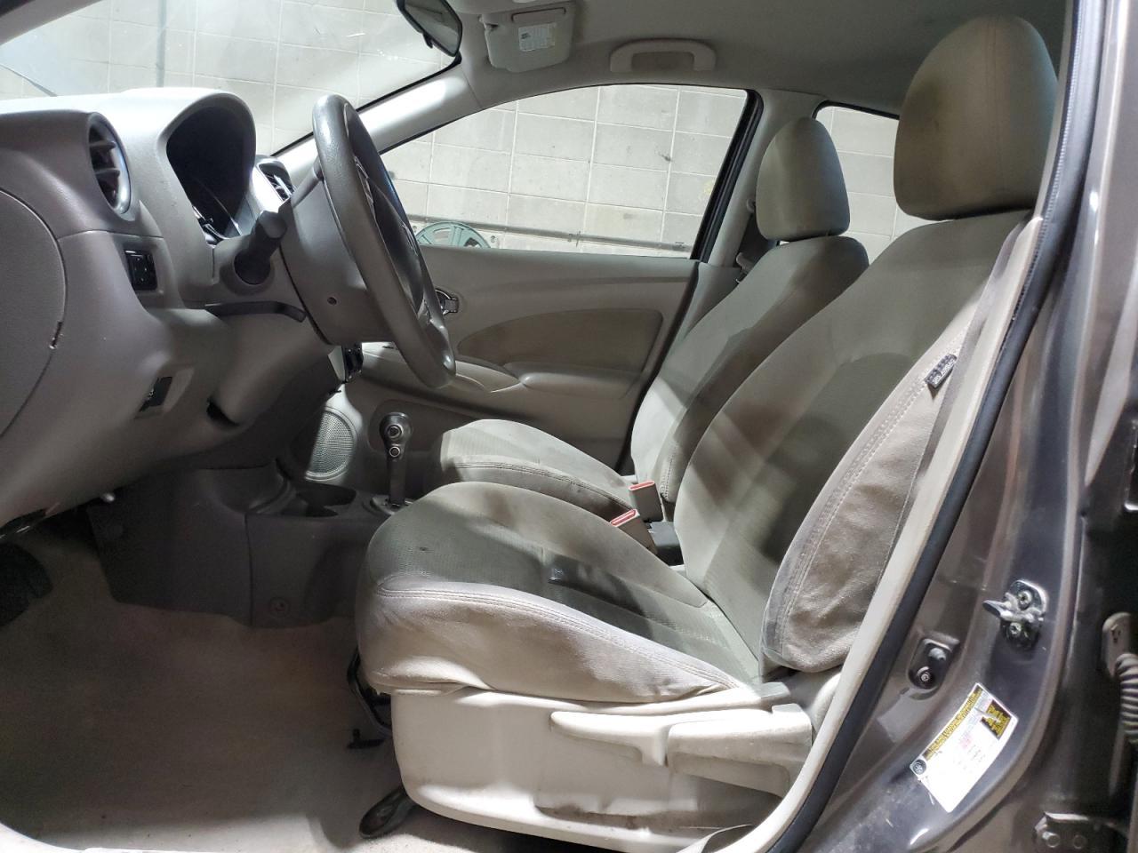 2016 NISSAN VERSA