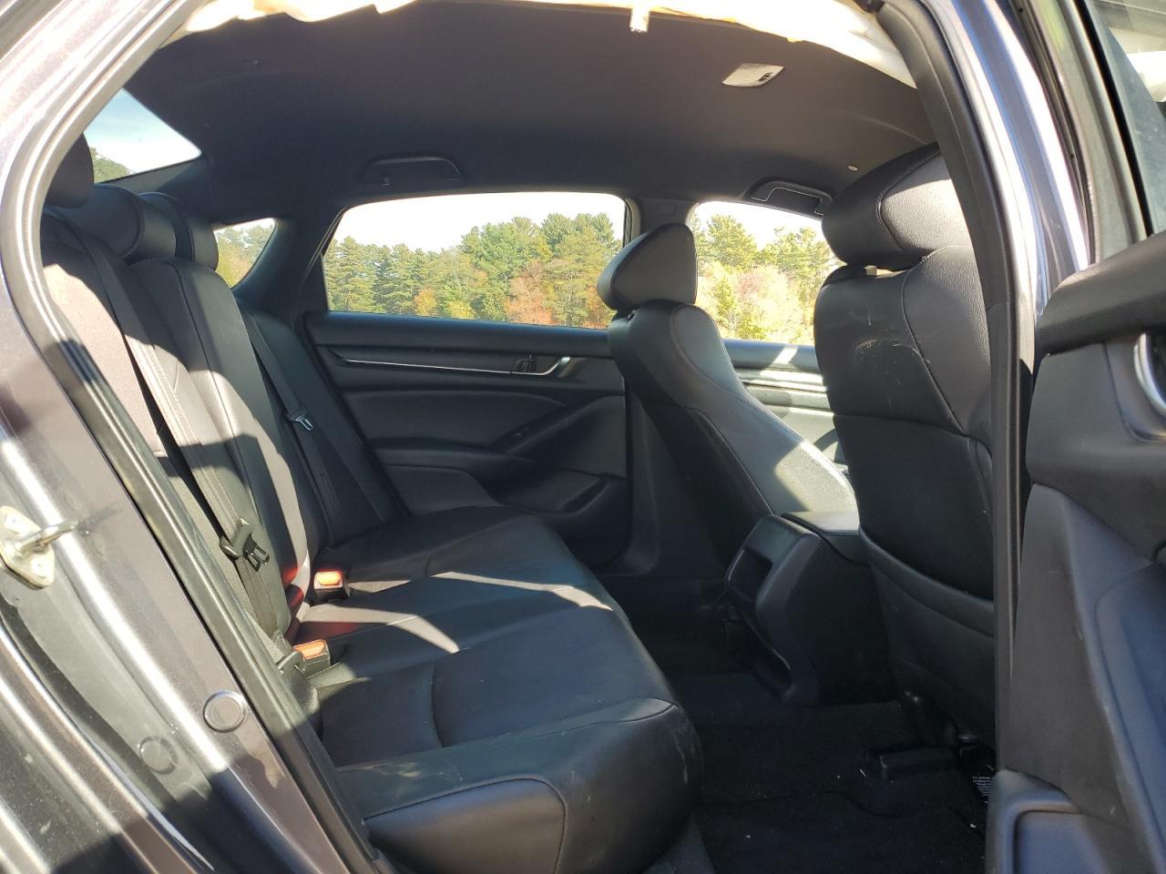 2019 HONDA ACCORD