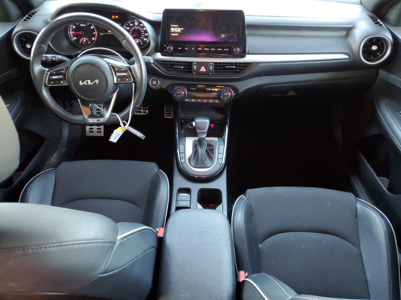 2023 KIA FORTE