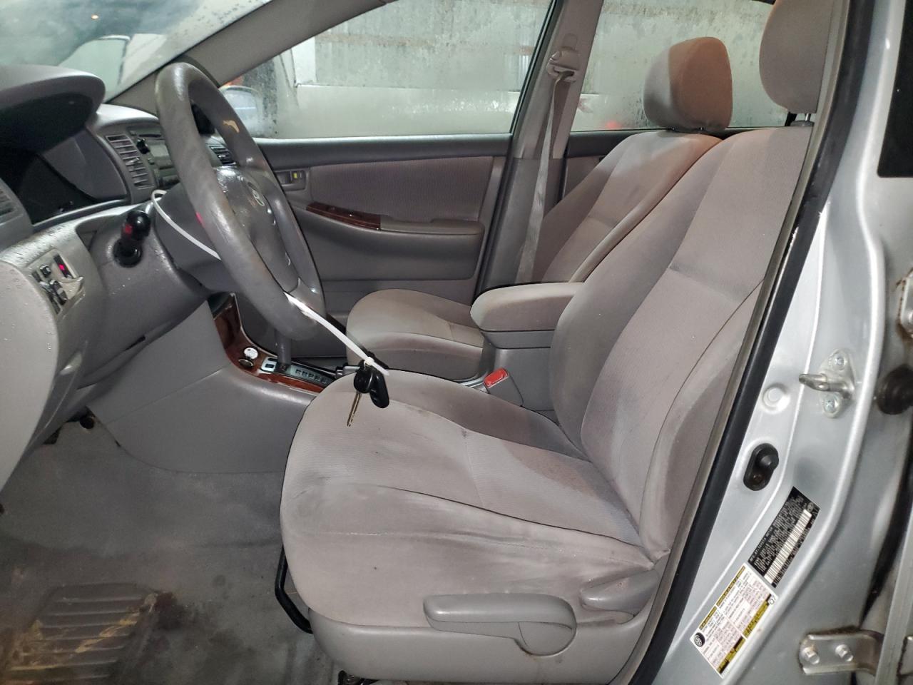 2005 TOYOTA COROLLA