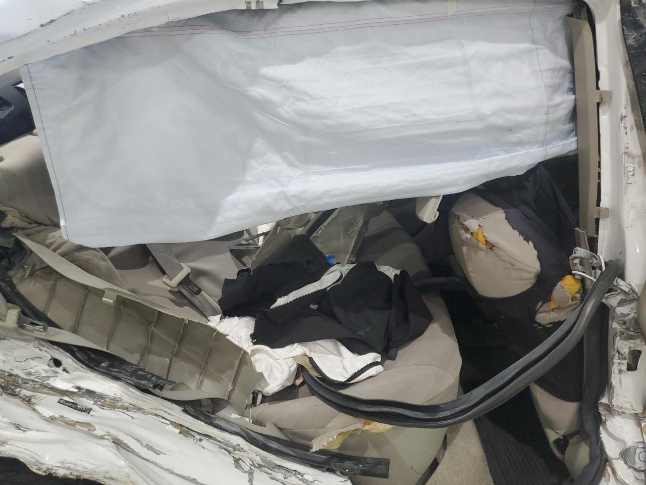 2011 TOYOTA COROLLA