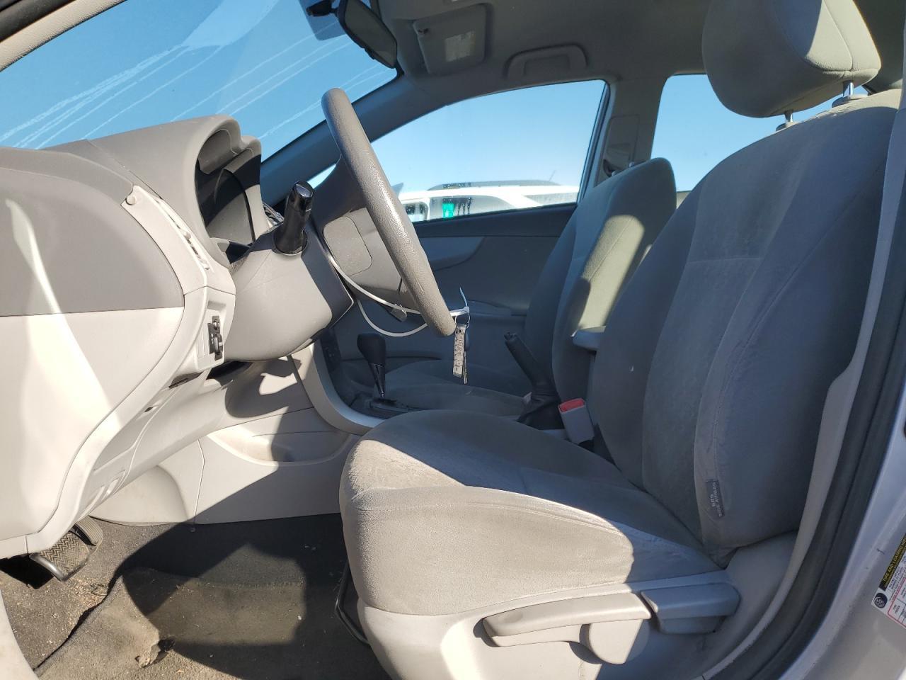 2009 TOYOTA COROLLA
