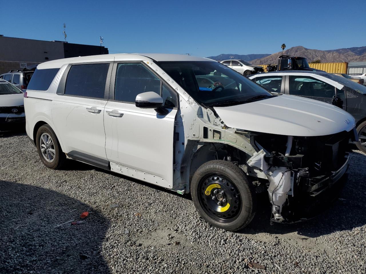 2024 KIA Carnival