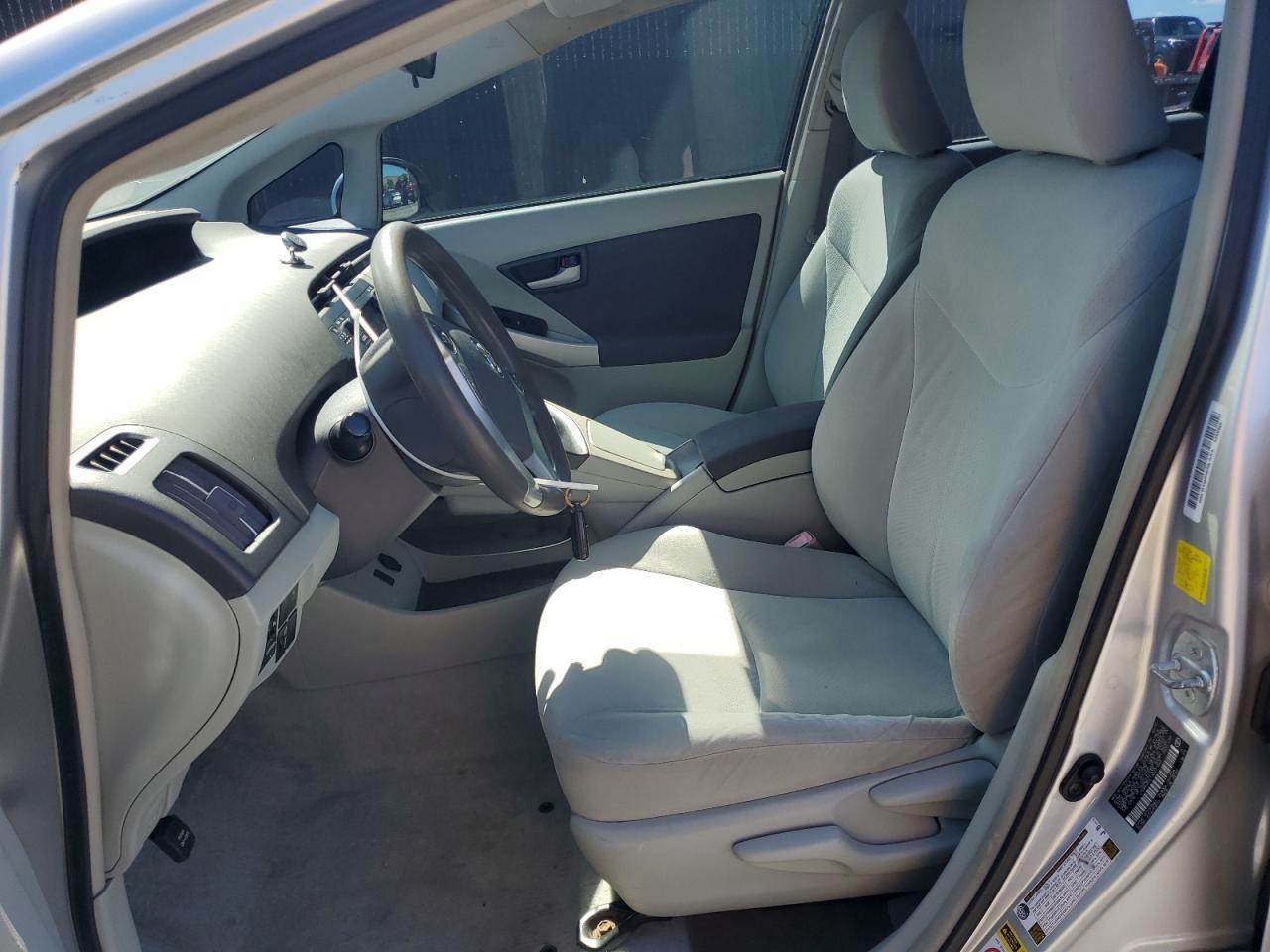 2010 TOYOTA PRIUS