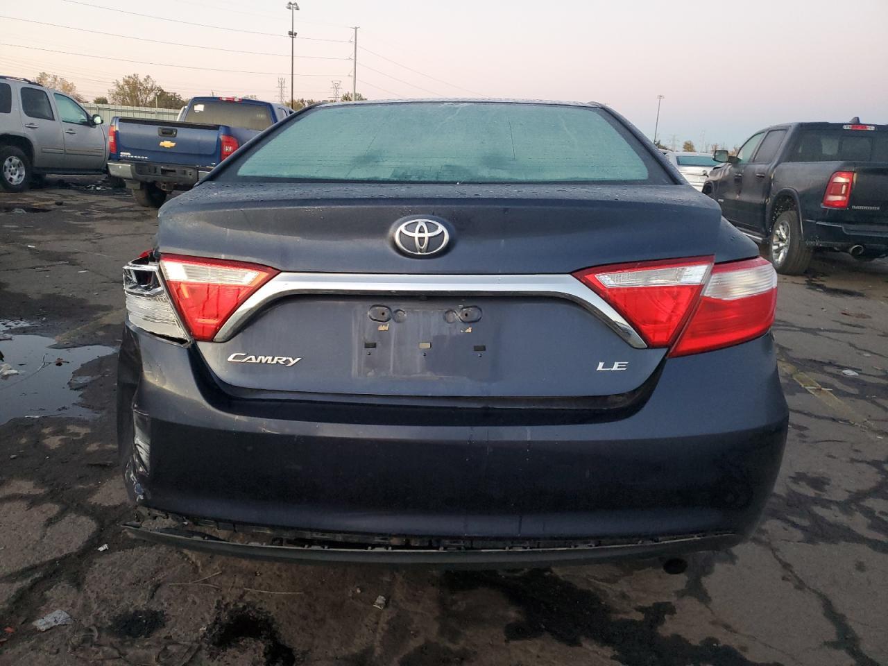 2015 TOYOTA CAMRY
