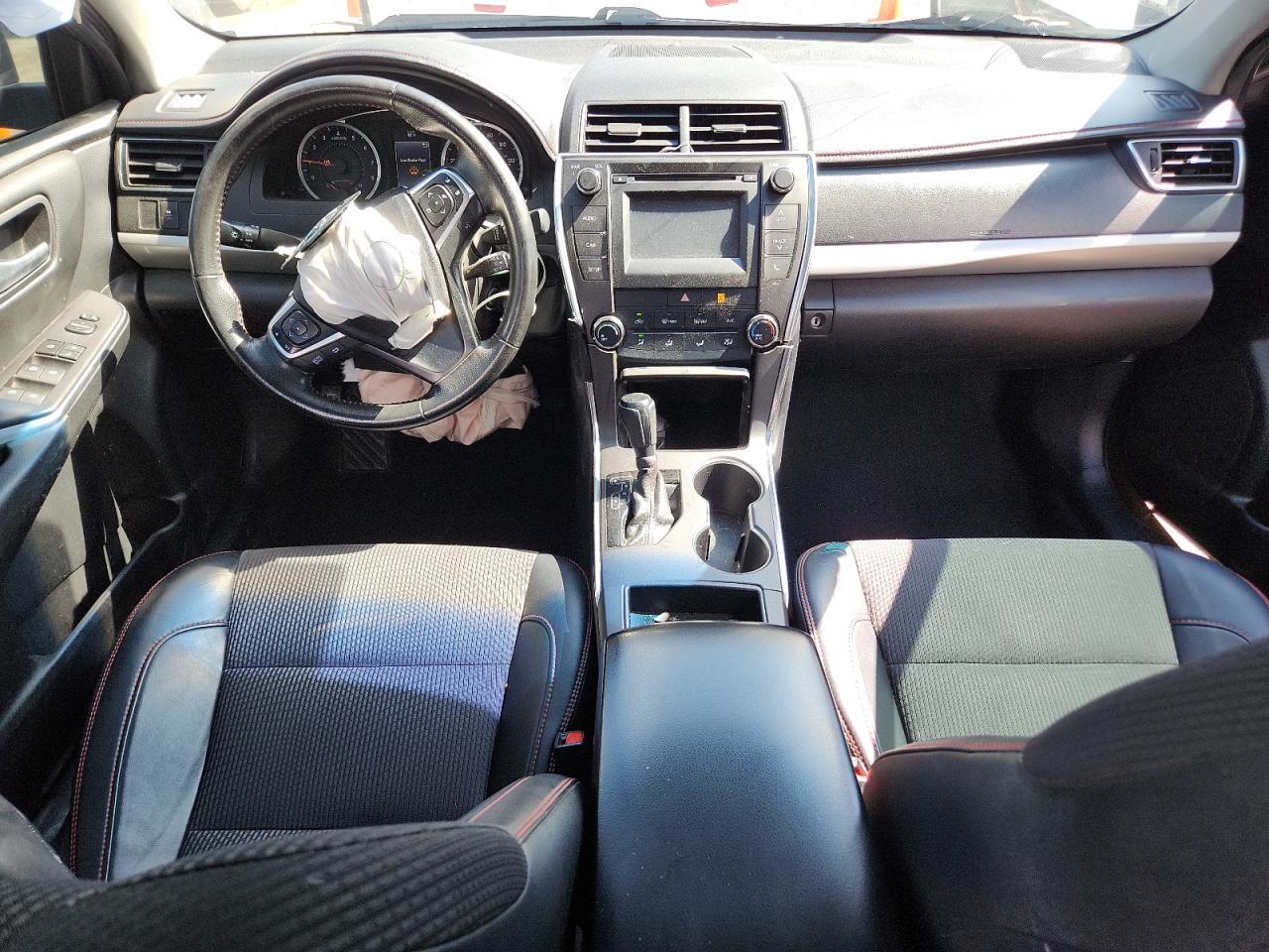 2016 TOYOTA CAMRY