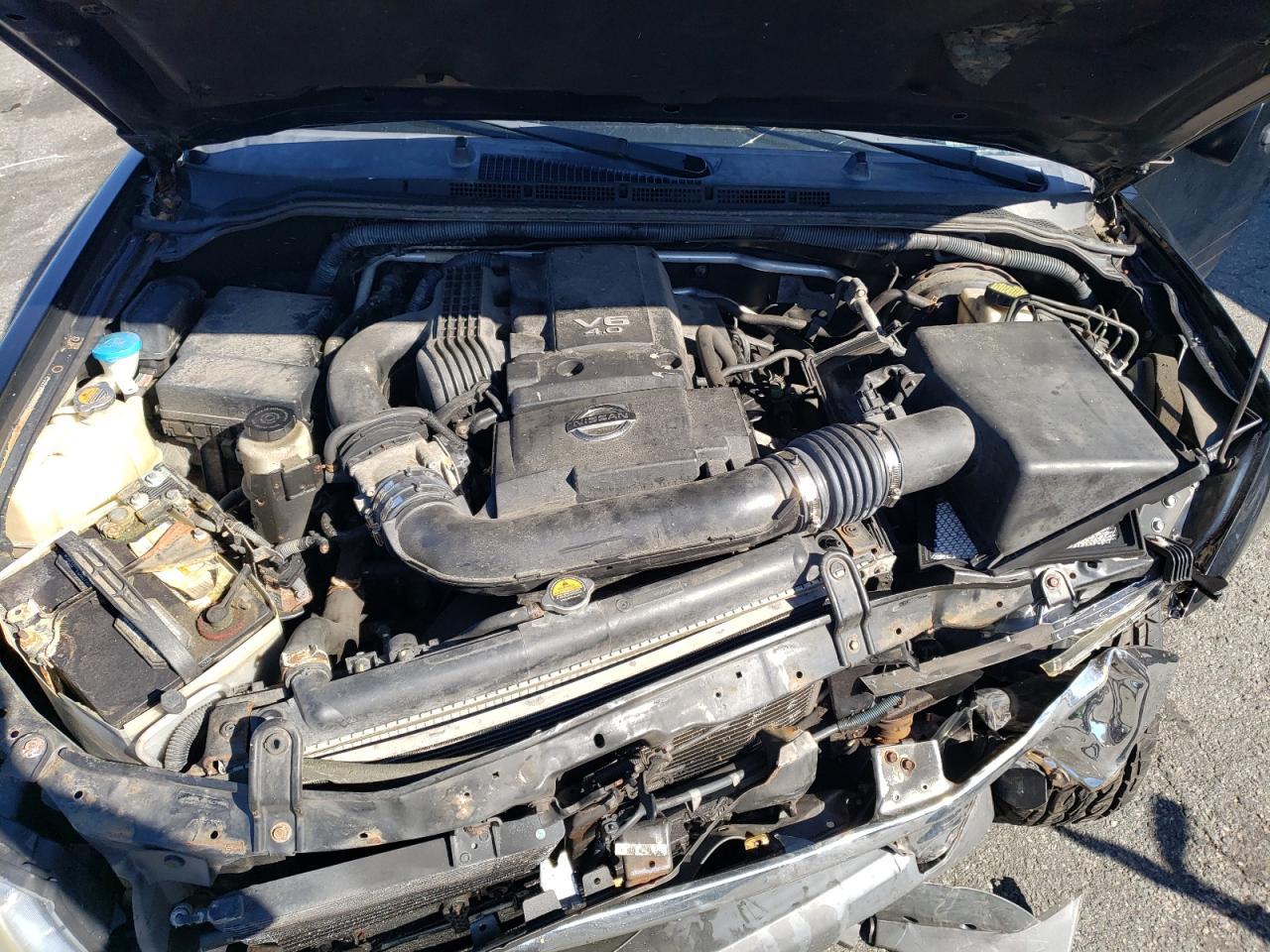 2011 NISSAN Frontier