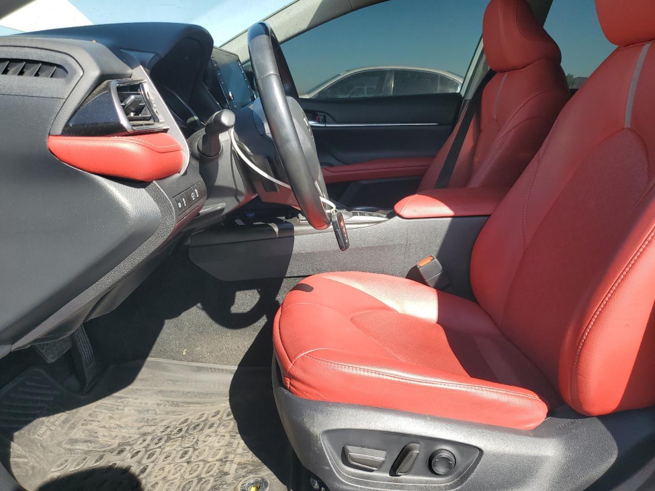 2024 TOYOTA CAMRY