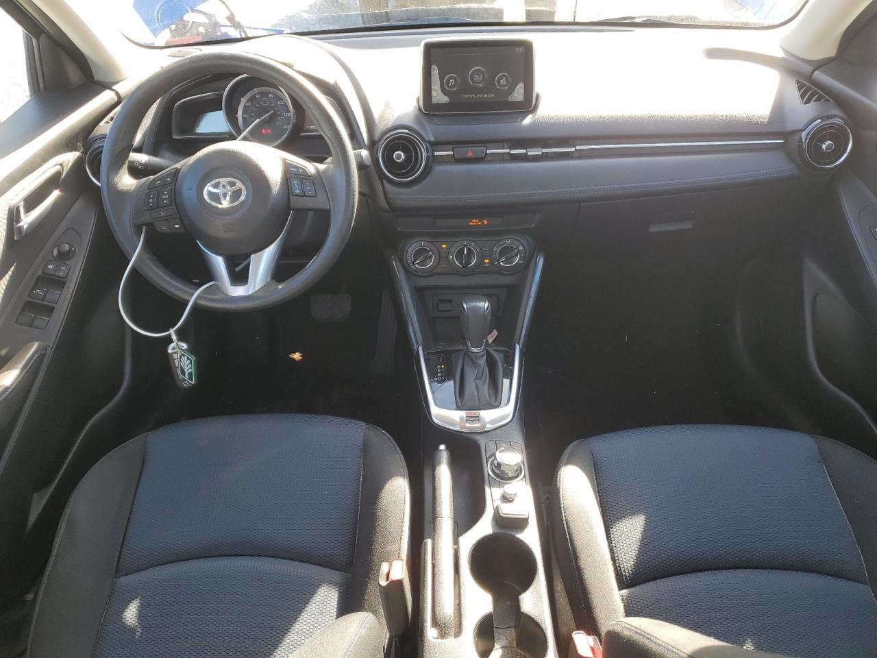2017 TOYOTA YARIS