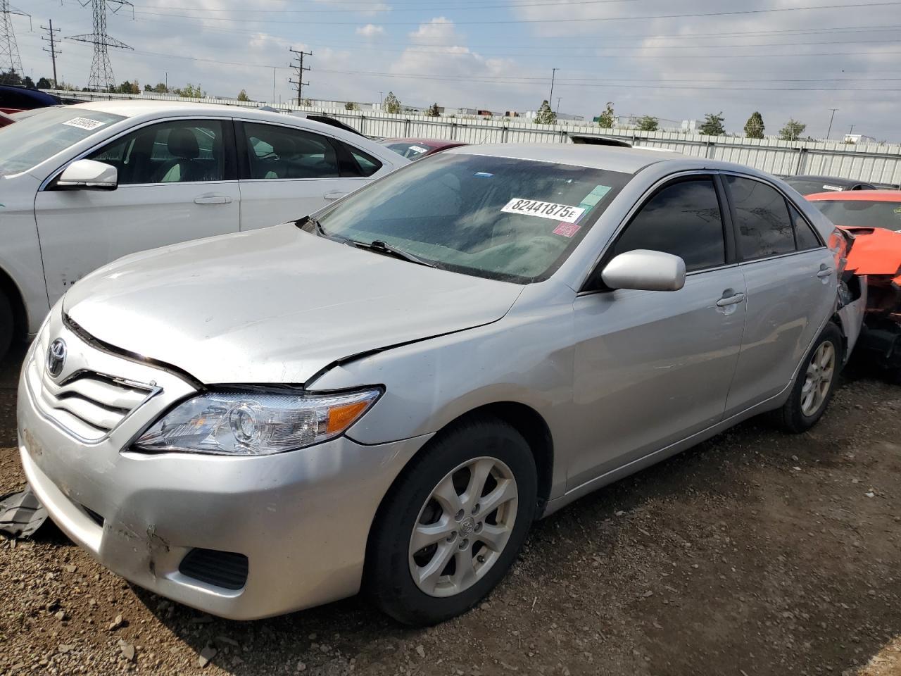 2011 TOYOTA CAMRY