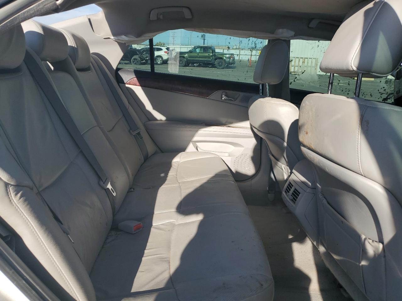2012 TOYOTA Avalon