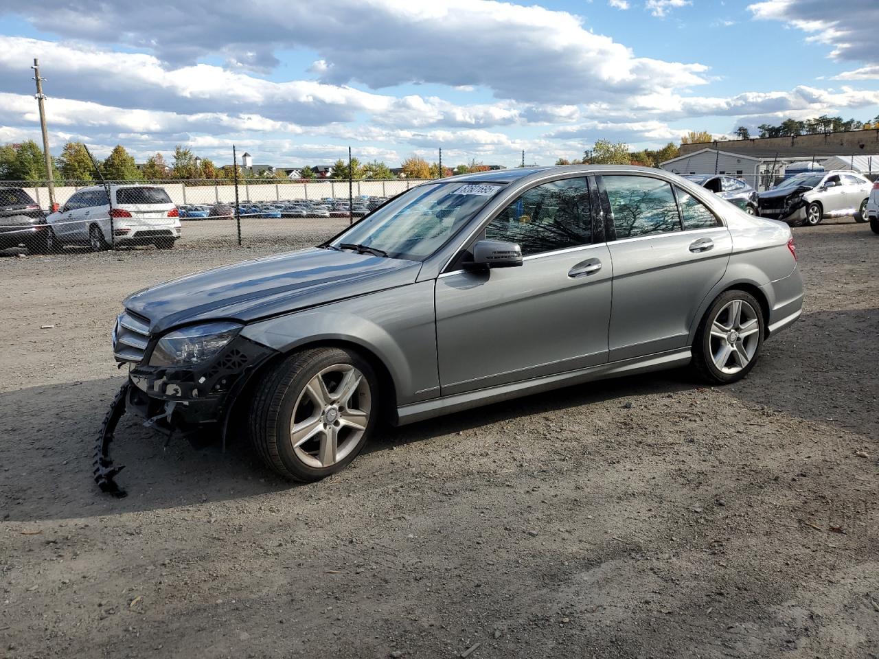 2011 MERCEDES-BENZ C-CLASS