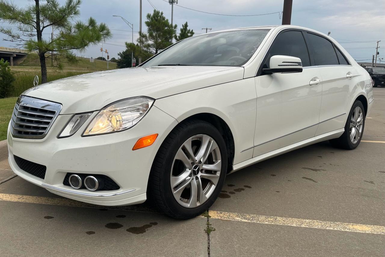 2010 MERCEDES-BENZ E-Class