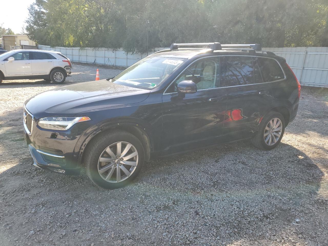 2019 VOLVO XC90