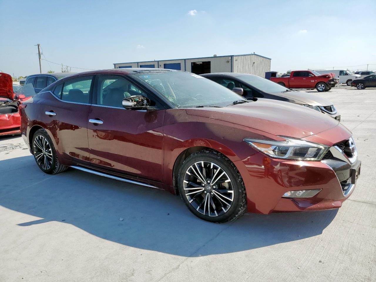 2016 NISSAN Maxima