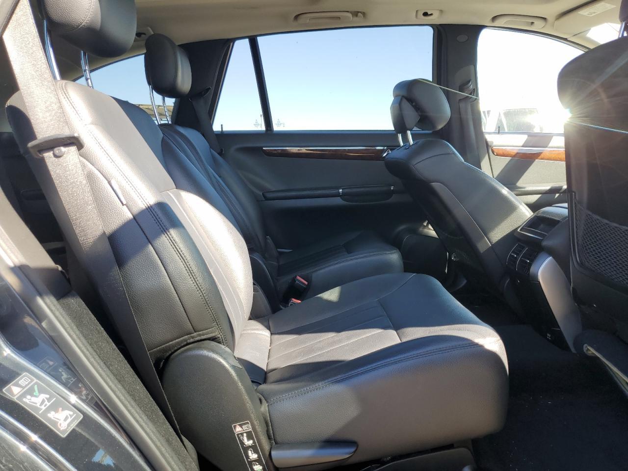 2010 MERCEDES-BENZ R-Class