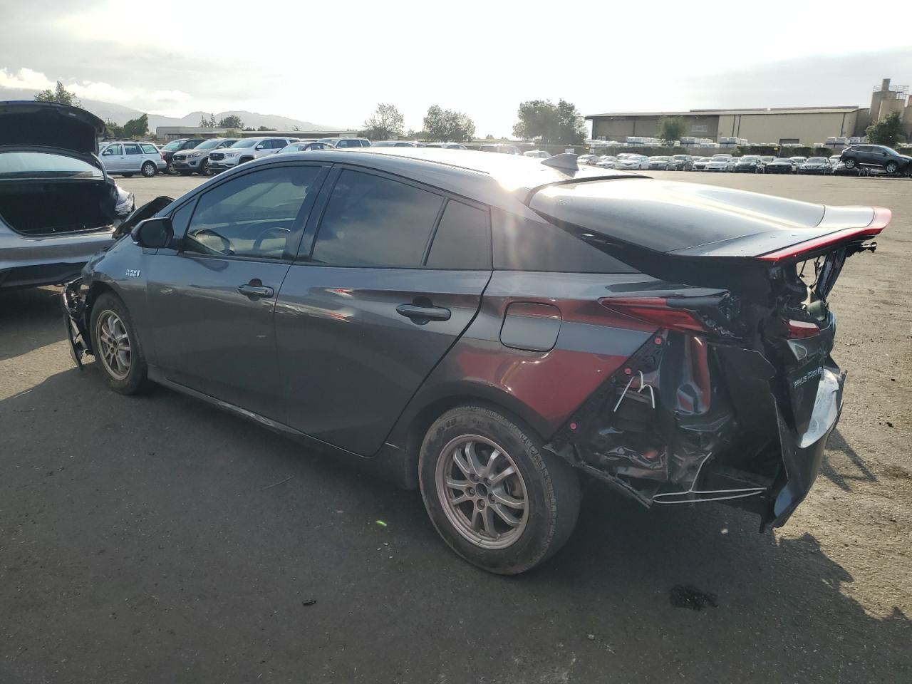 2018 TOYOTA Prius Prime