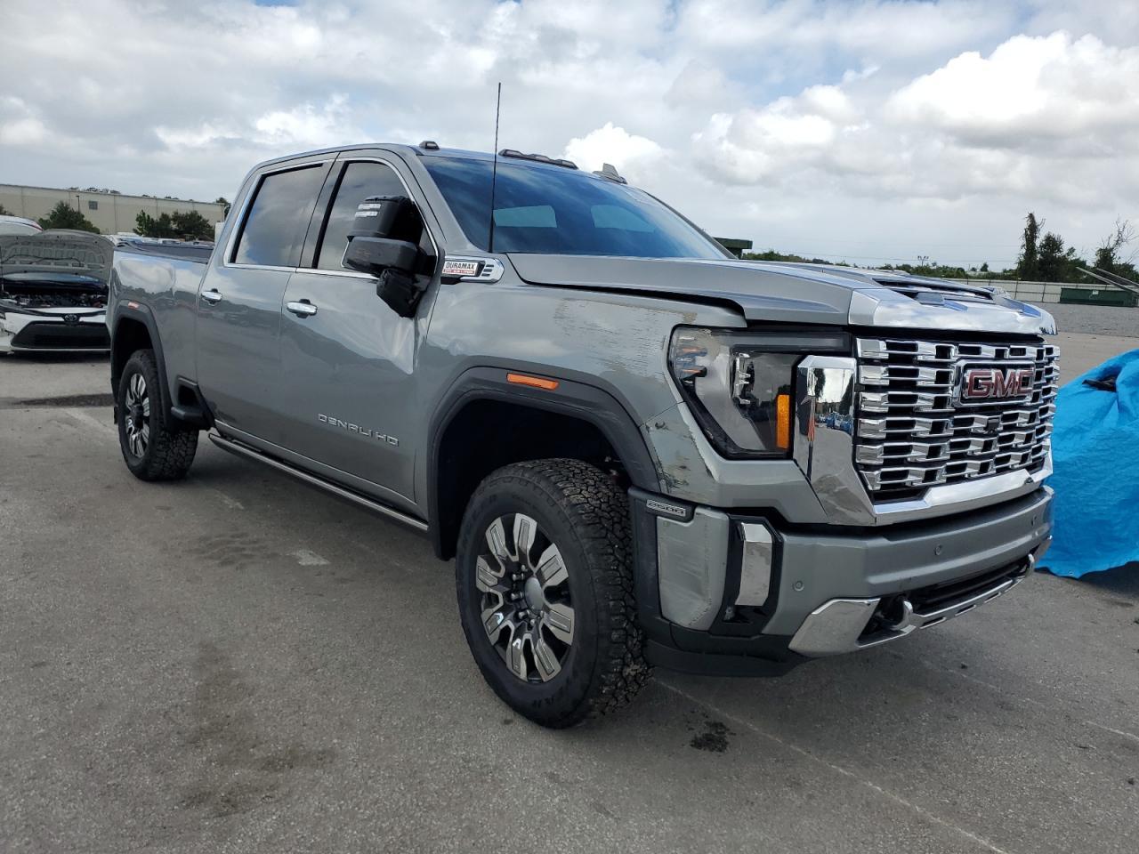 2025 GMC Sierra