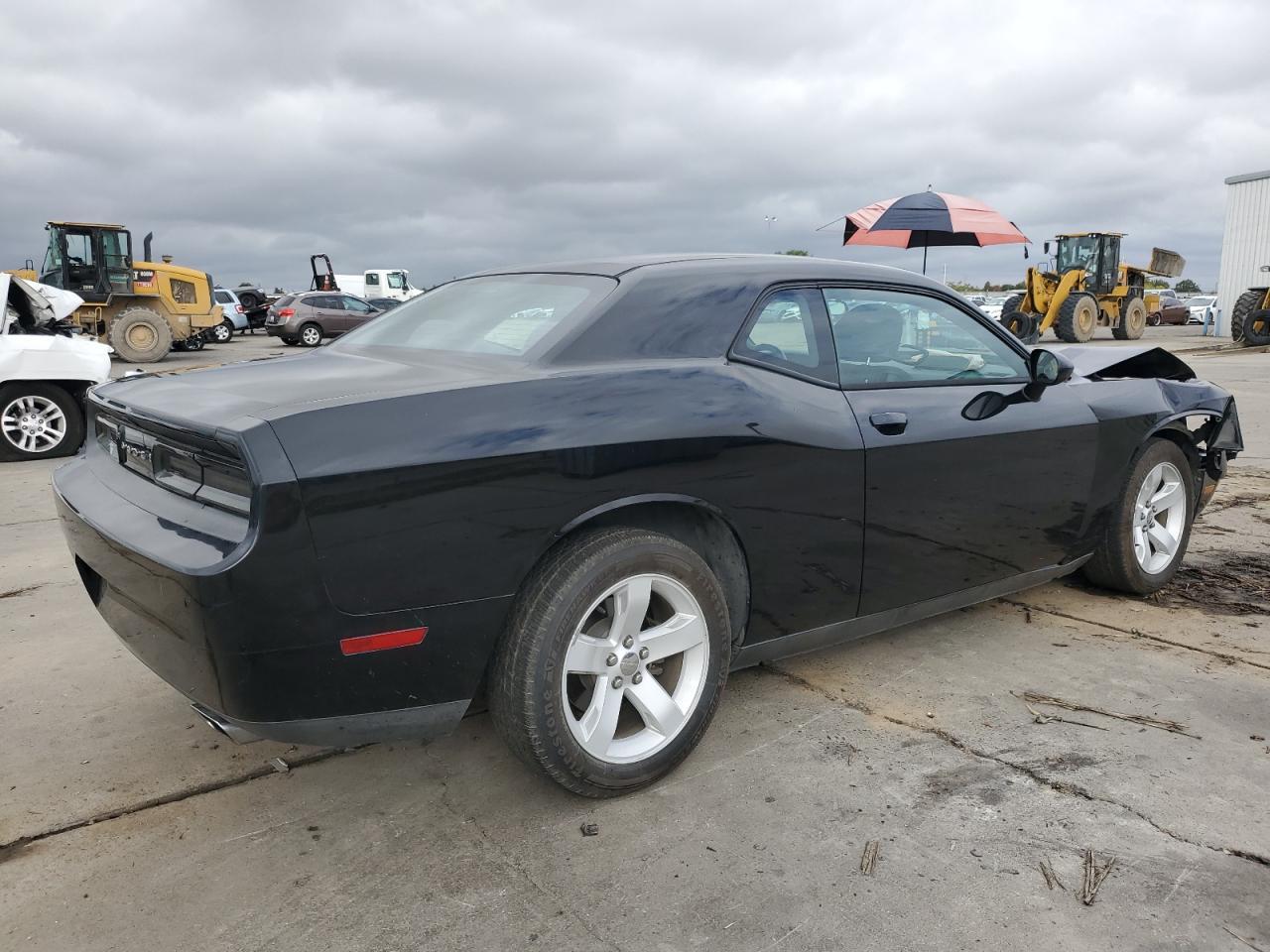 2013 DODGE Challenger