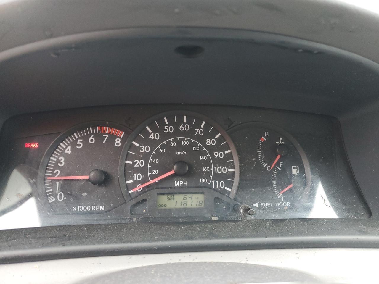 2004 TOYOTA COROLLA