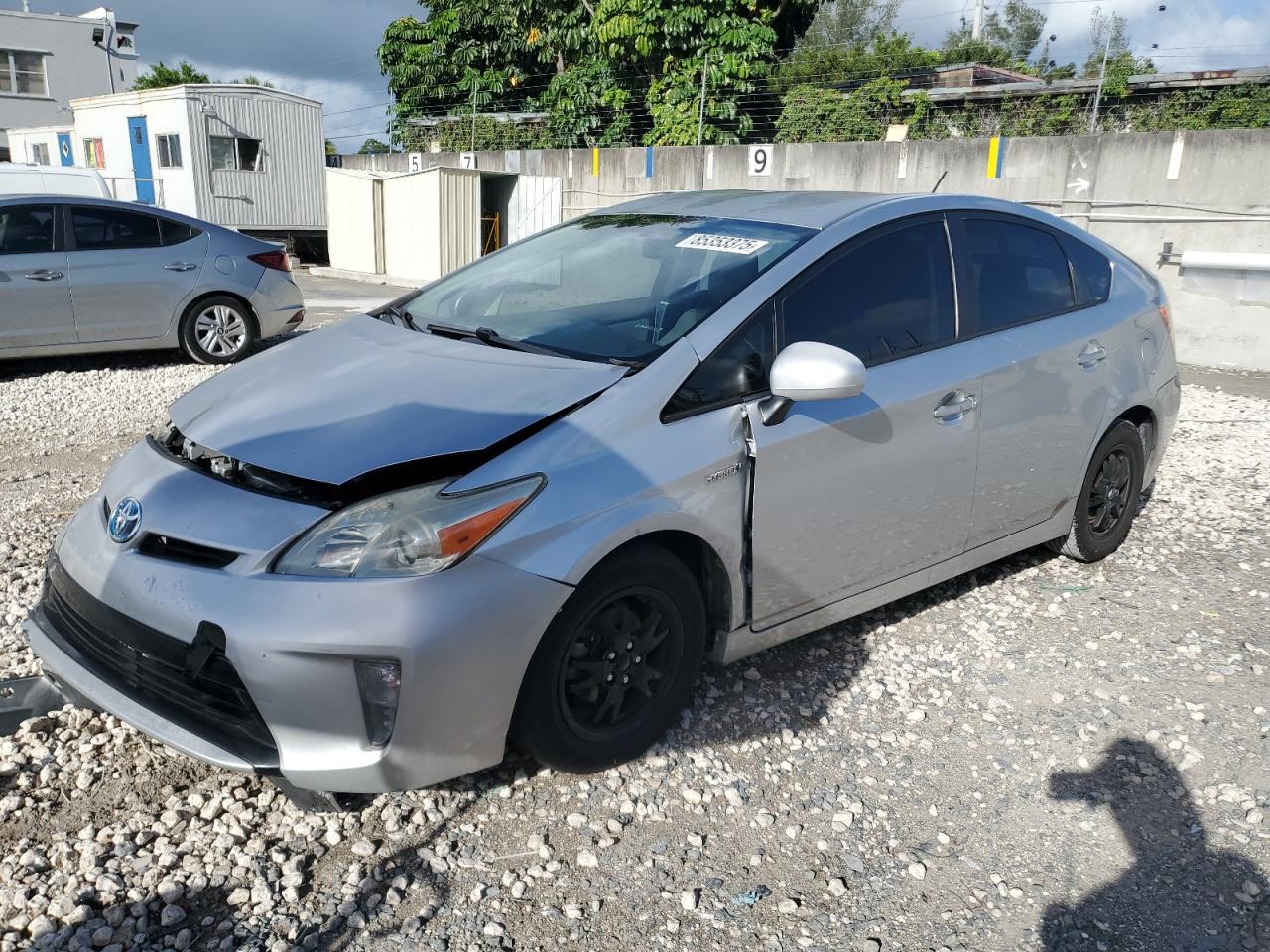 2013 TOYOTA PRIUS
