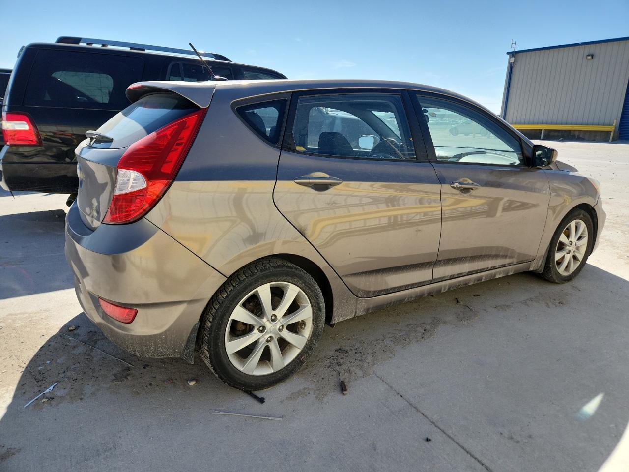 2012 HYUNDAI ACCENT