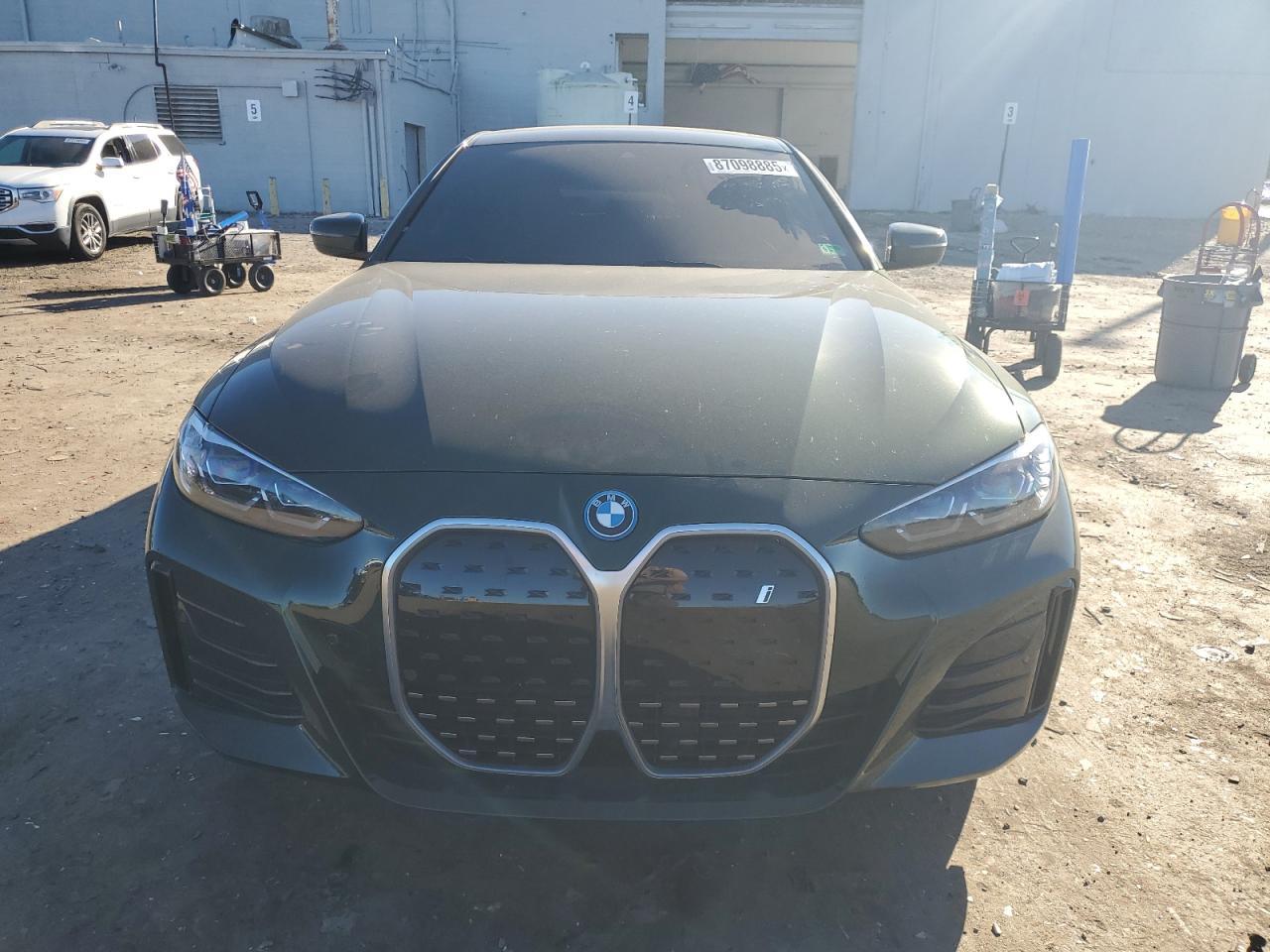 2024 BMW i4