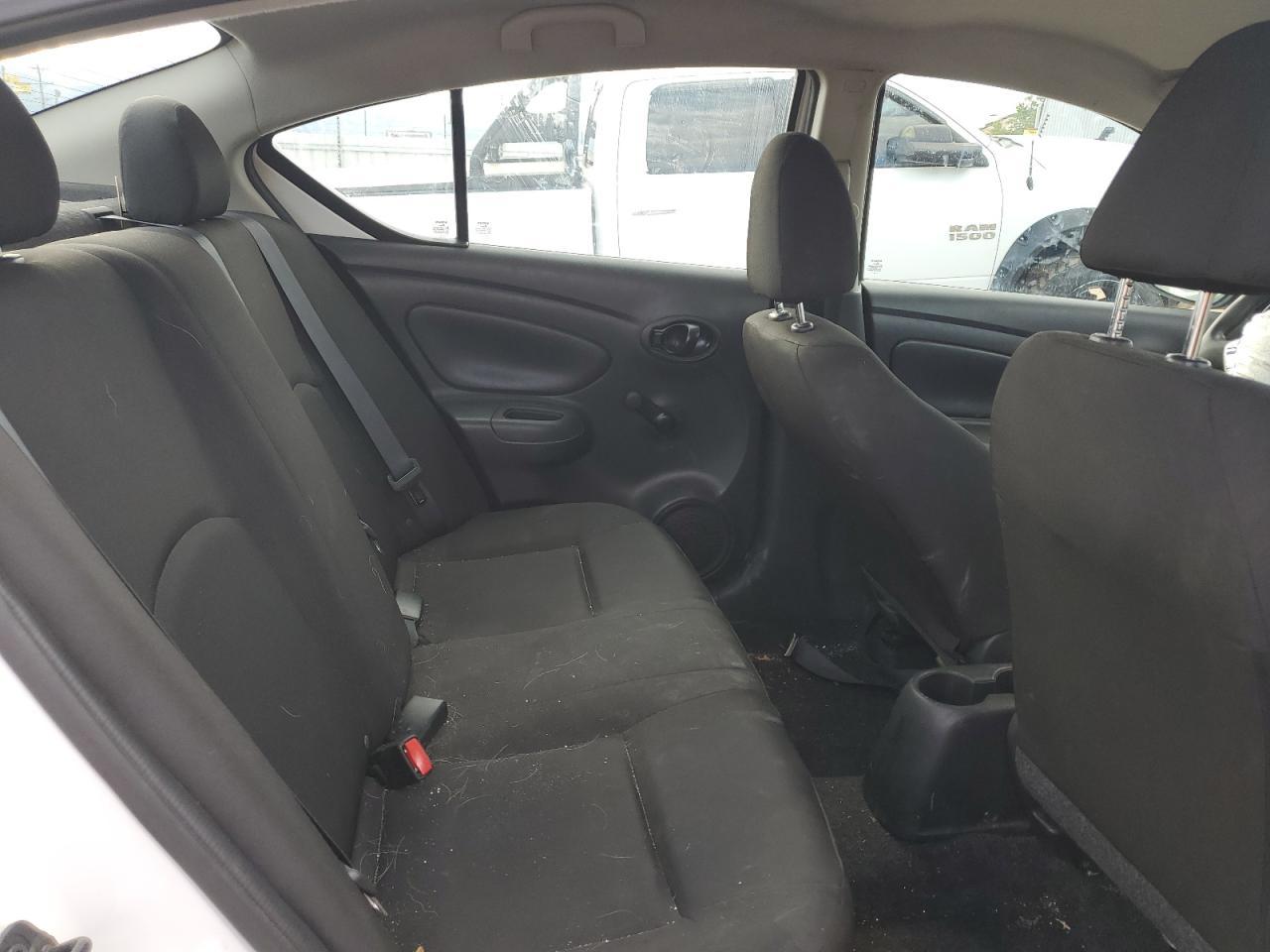 2019 NISSAN VERSA
