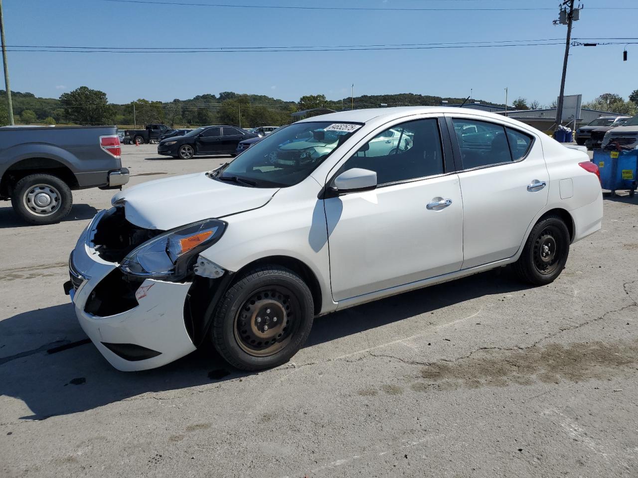 2019 NISSAN VERSA