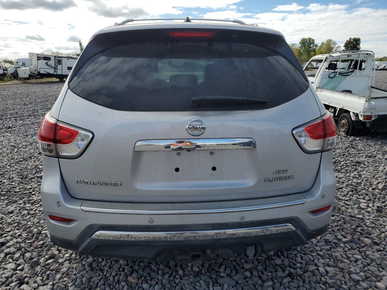 2014 NISSAN PATHFINDER
