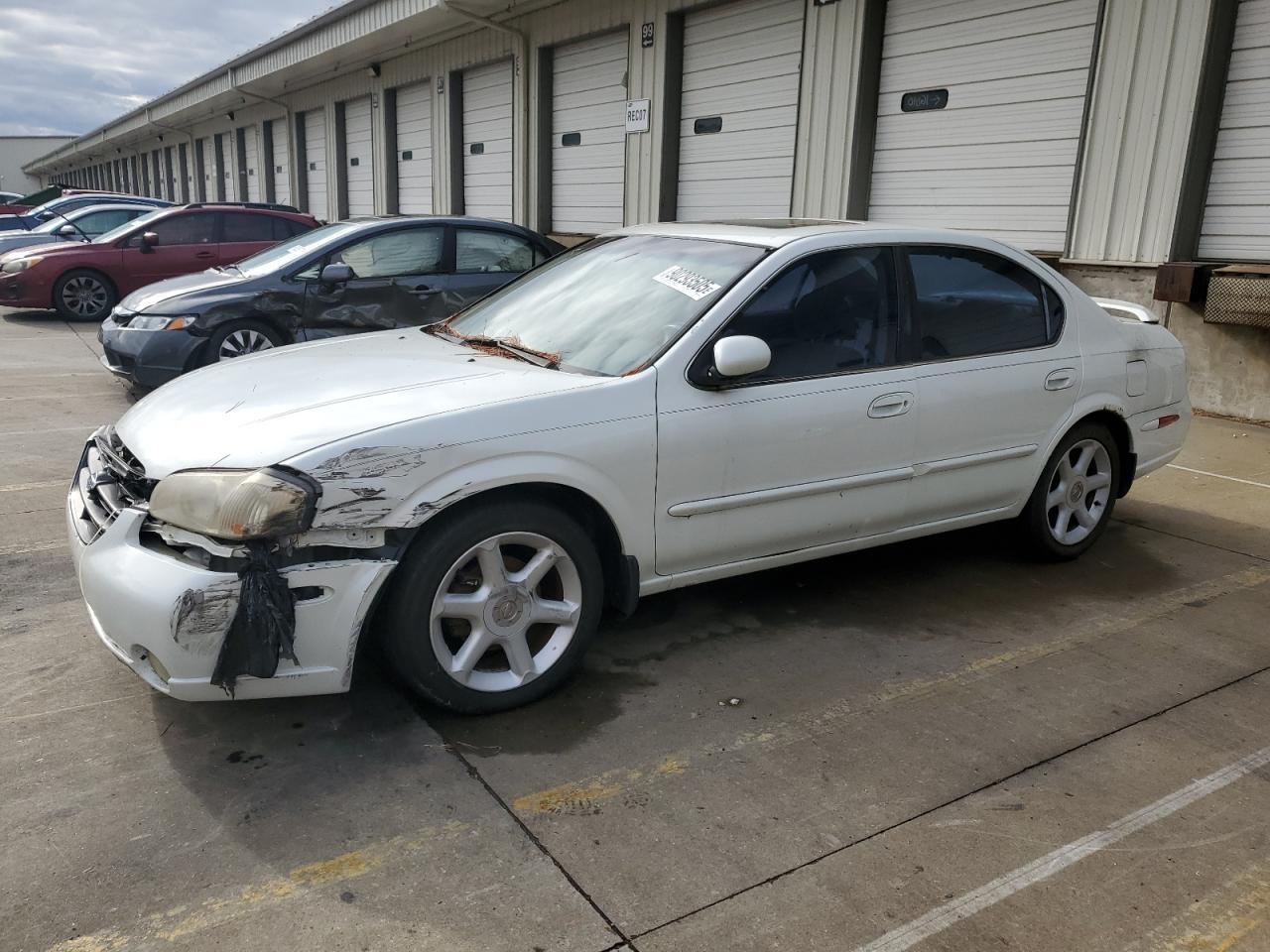 2001 NISSAN Maxima