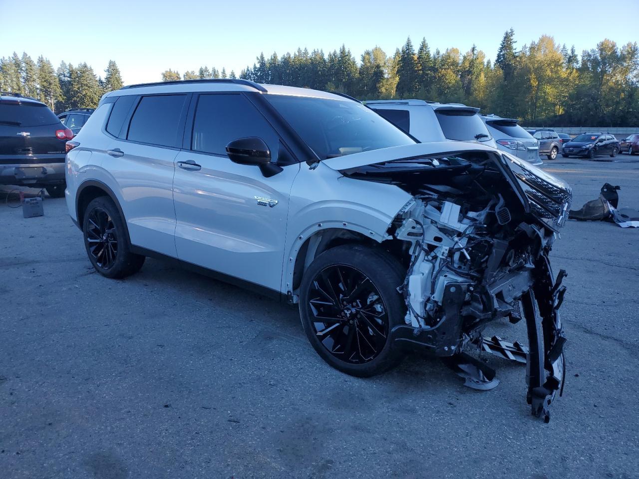 2025 MITSUBISHI outlander