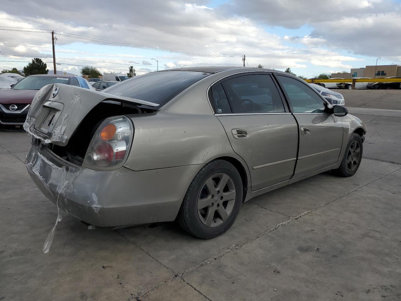 2002 NISSAN ALTIMA