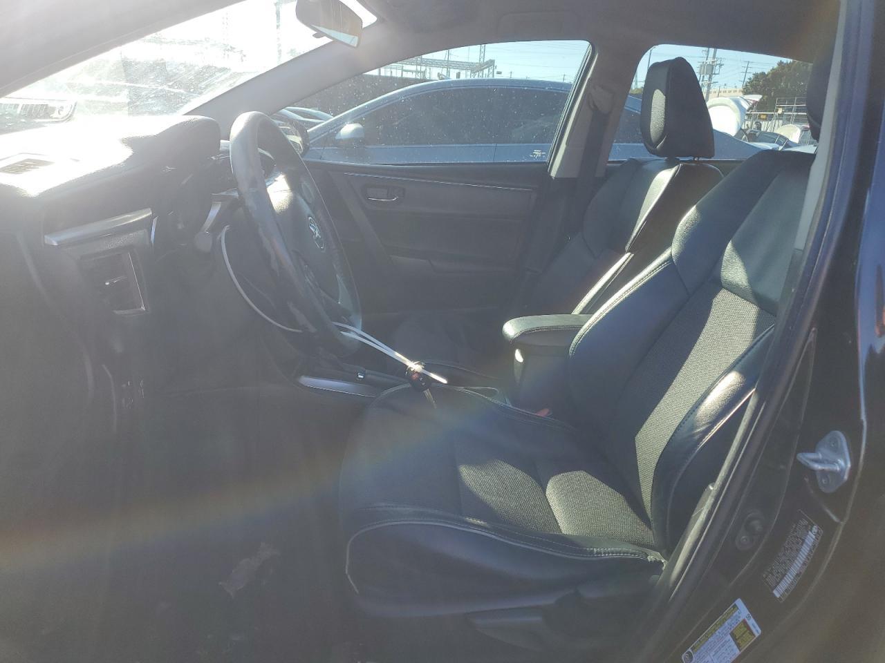 2015 TOYOTA COROLLA