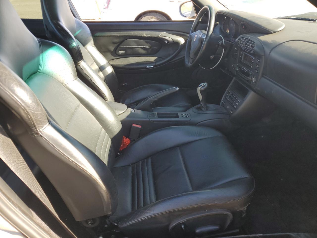 2001 PORSCHE 911