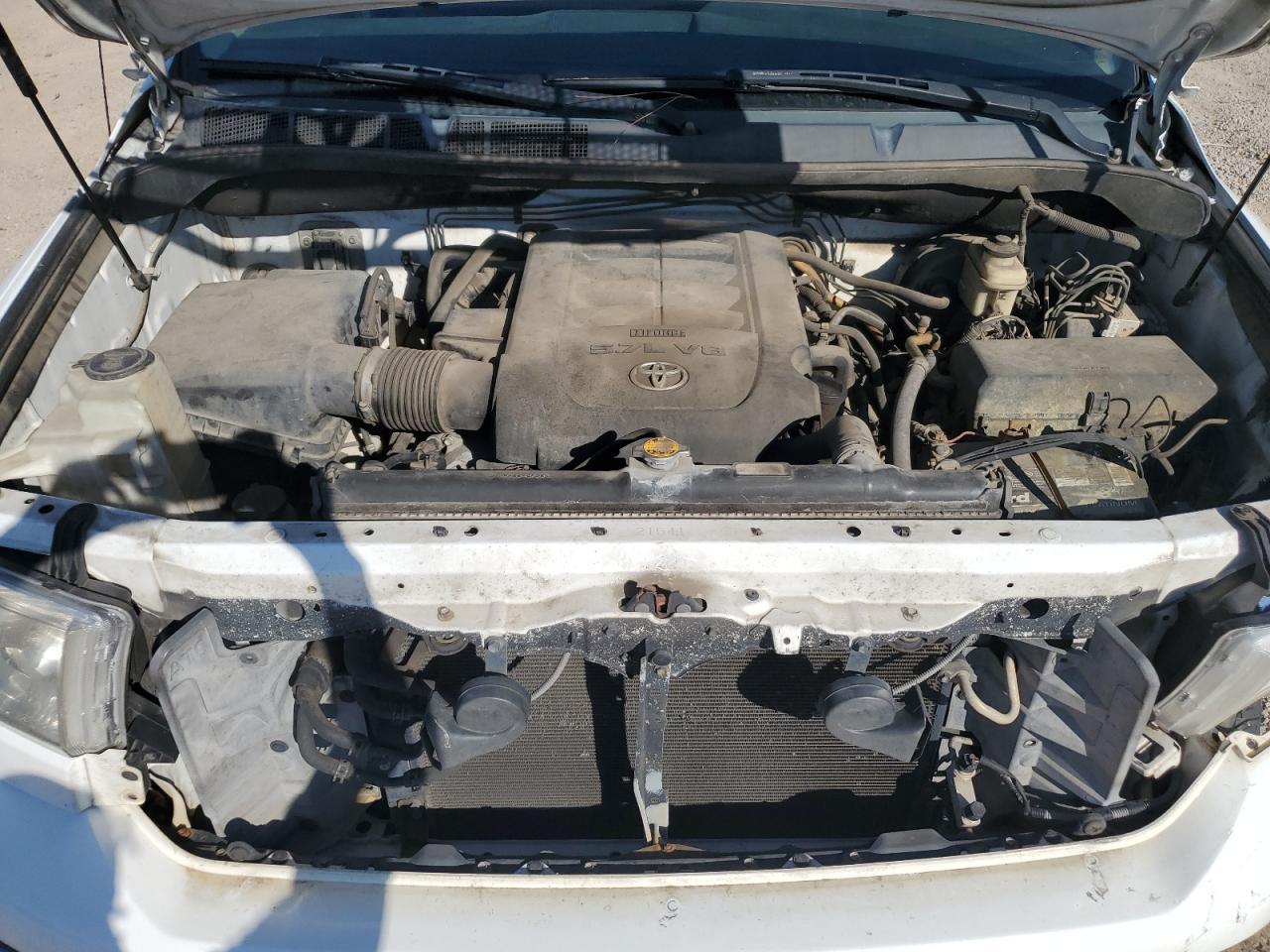 2011 TOYOTA TUNDRA