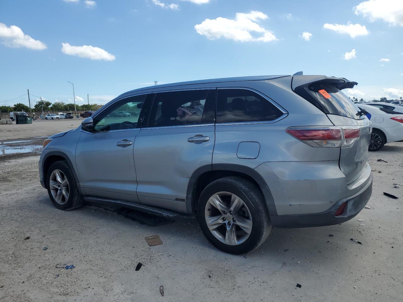 2014 TOYOTA HIGHLANDER