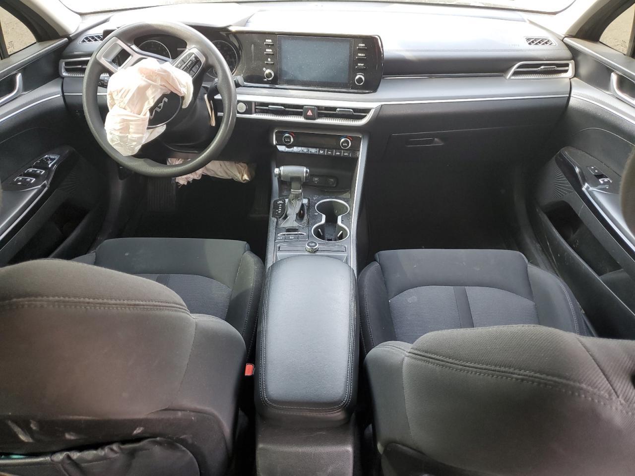 2022 KIA K5