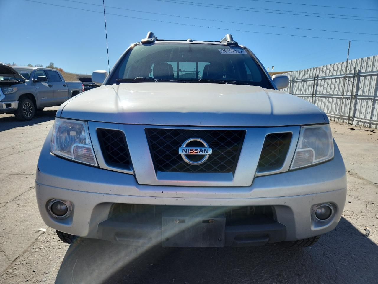2017 NISSAN Frontier