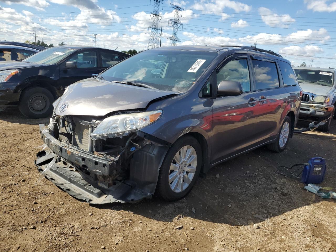 2015 TOYOTA SIENNA