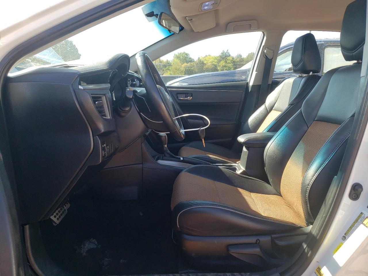2016 TOYOTA COROLLA